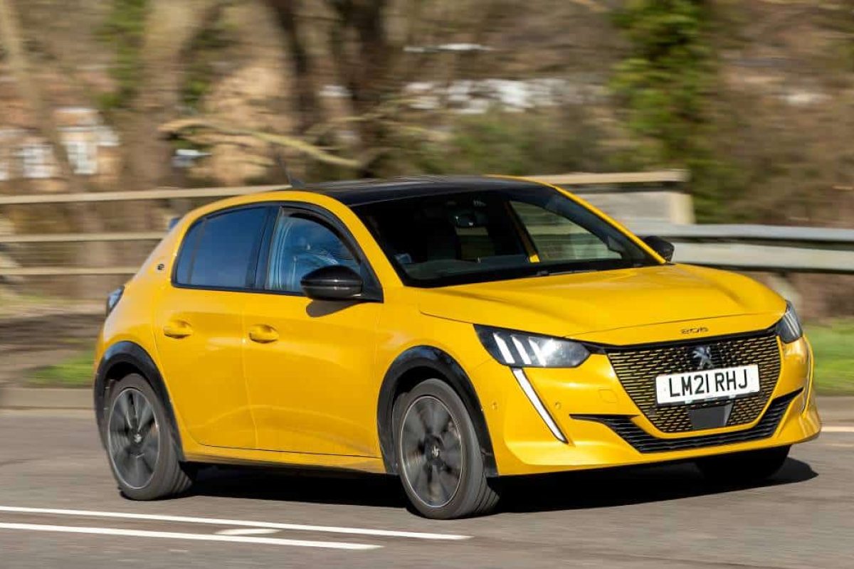 Peugeot jaune